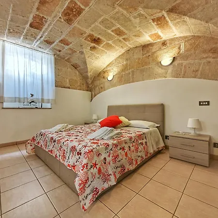 La Casa Di Pedro * Monopoli